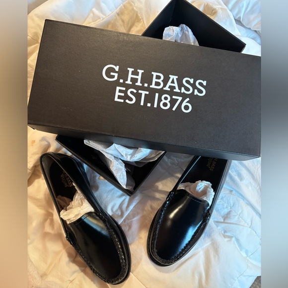 G.H. Bass Whitney Venetian Loafers - Picture 10 of 10